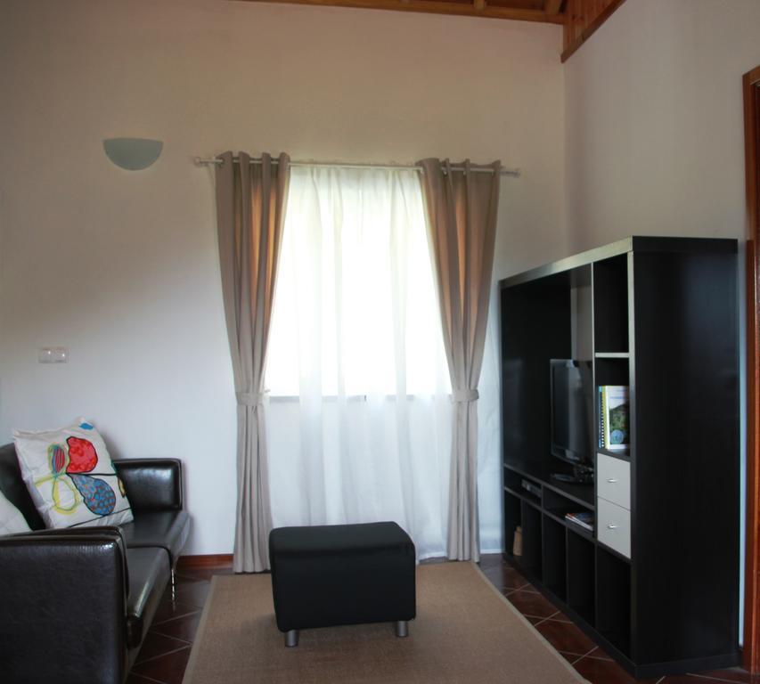 Casas Da Cascata Villa Lajes das Flores ภายนอก รูปภาพ