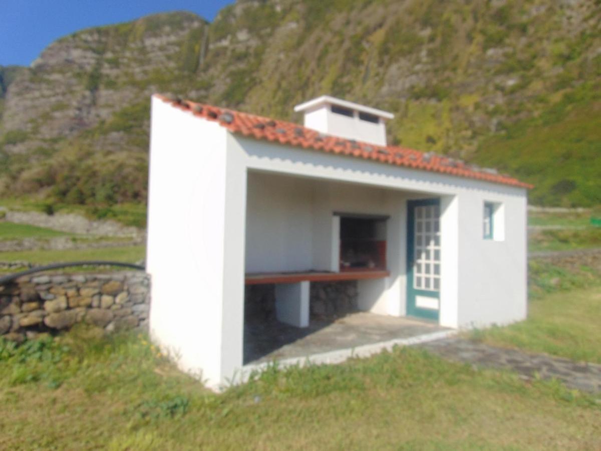 Casas Da Cascata Villa Lajes das Flores ภายนอก รูปภาพ