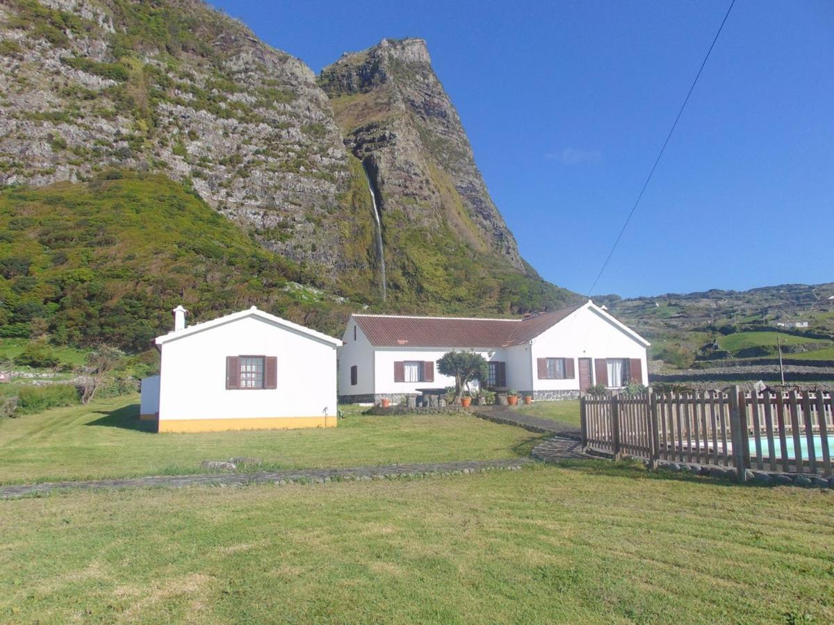 Casas Da Cascata Villa Lajes das Flores ภายนอก รูปภาพ