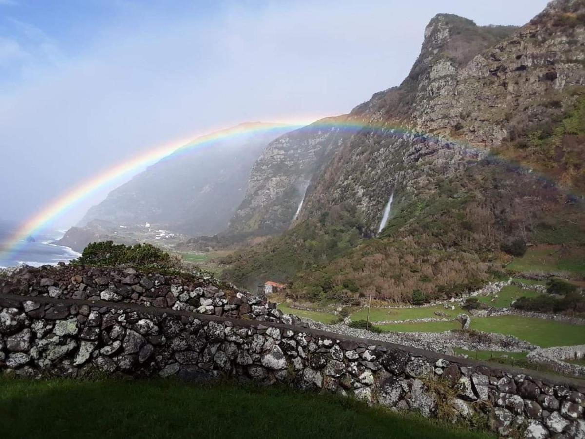 Casas Da Cascata Villa Lajes das Flores ภายนอก รูปภาพ